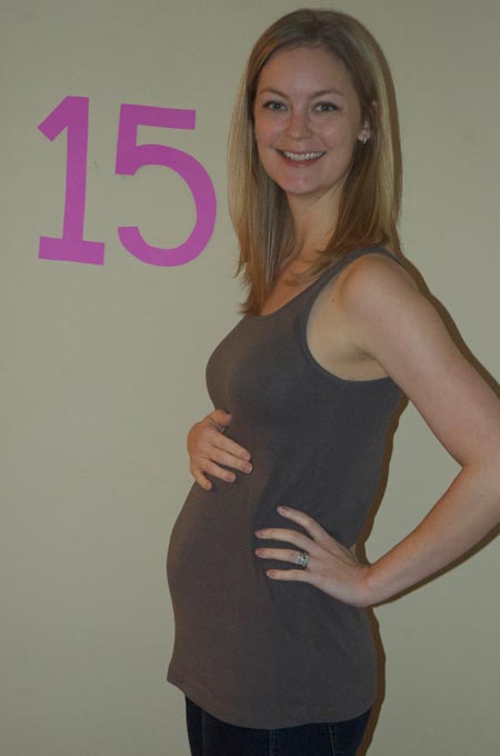 живот на 15 неделе