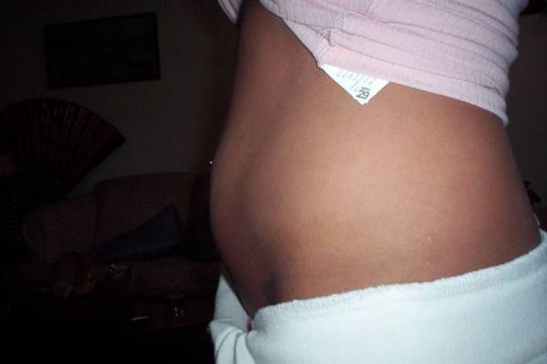 живот на 7 неделе